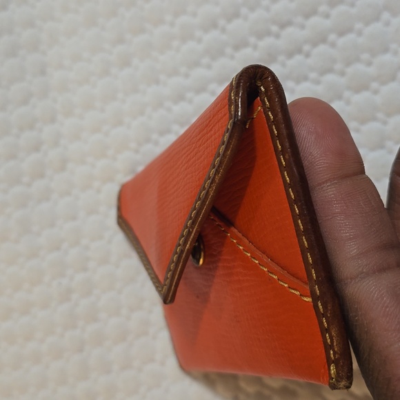 Dooney & Bourke Envelope Card Holder. - Picture 4 of 4
